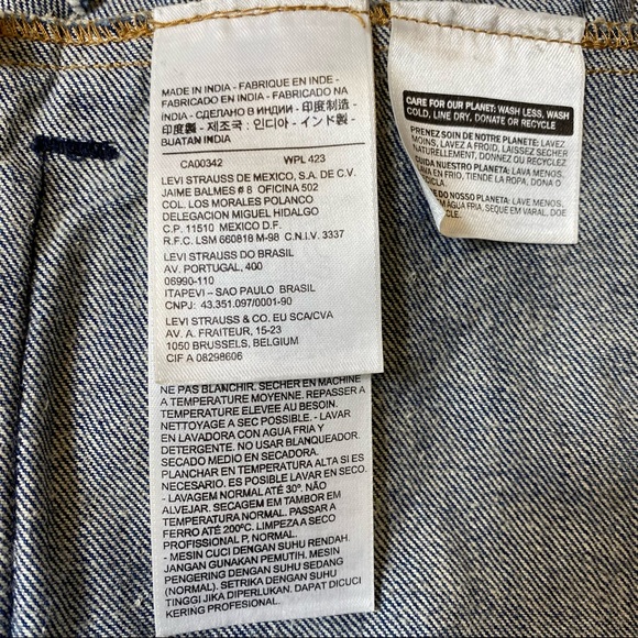 Custom Cut Levi's Cropped Denim Jean Vest Red Tab Medium/Dark Blue Wash M - Picture 12 of 15